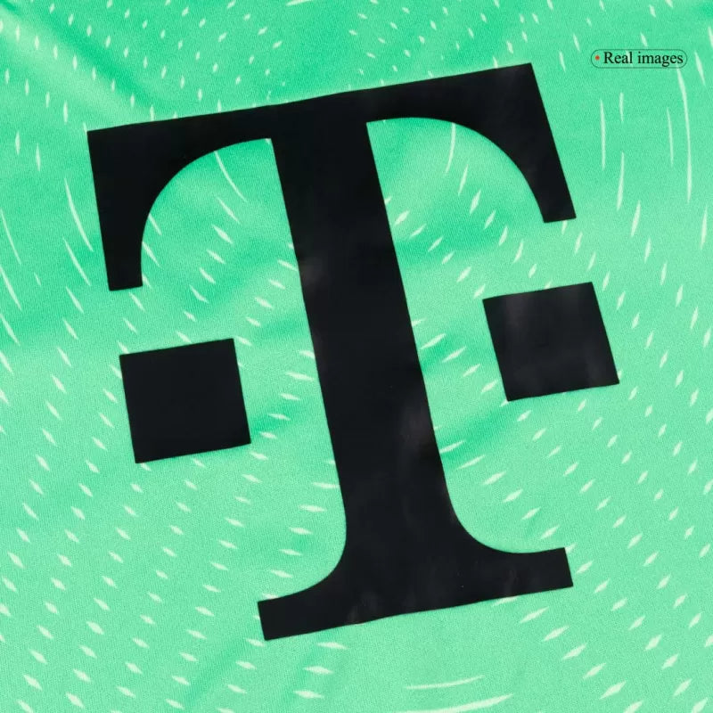 Bayern Munich Goalkeeper Soccer Jersey 2025/26 Green