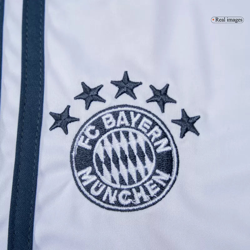 Kit da calcio da trasferta per bambini del Bayern Monaco (maglia+pantaloncini+calzini) 2025/26