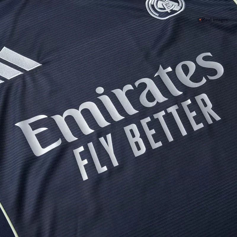 Maglia da calcio a maniche lunghe Real Madrid Away 2025/26