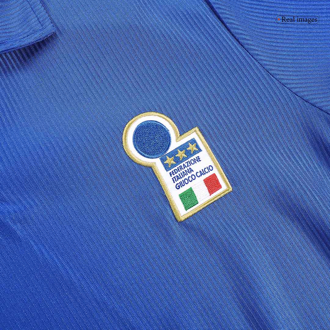 Retro BAGGIO R. #18 1998 Italy Home Soccer Jersey Top Soccer Jerseys Store