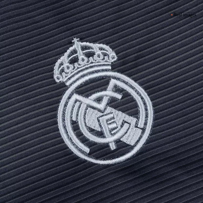 Kit da calcio da trasferta per bambini del Real Madrid (maglia+pantaloncini+calzini) 2025/26