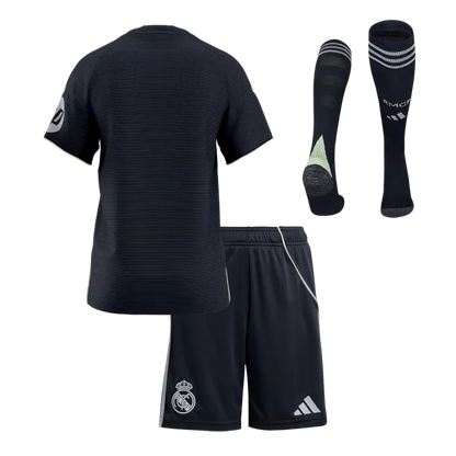 Kit da calcio da trasferta per bambini del Real Madrid (maglia+pantaloncini+calzini) 2025/26