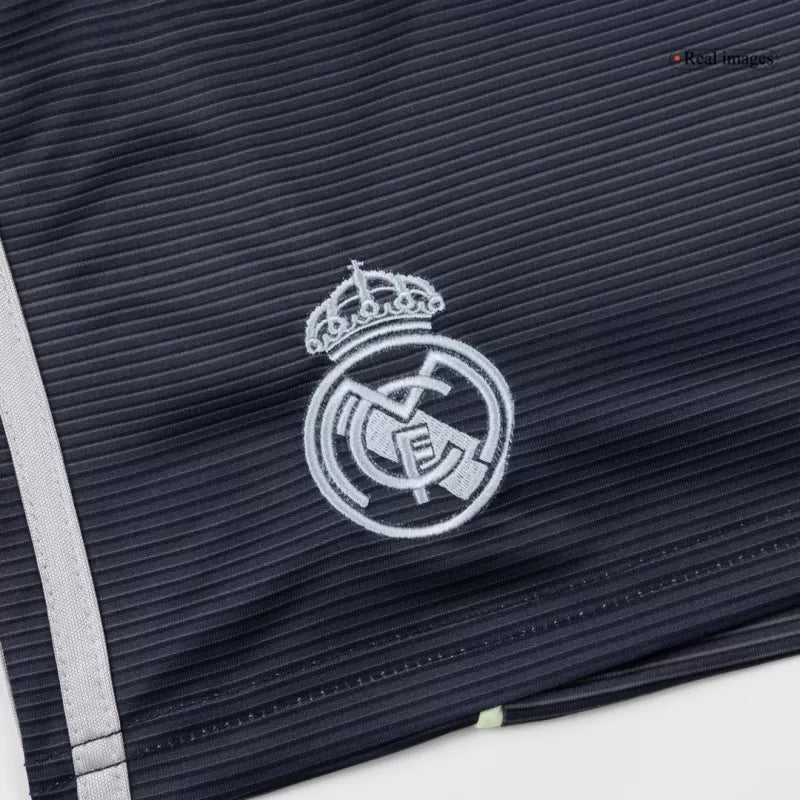Kit da calcio da trasferta per bambini del Real Madrid (maglia+pantaloncini+calzini) 2025/26