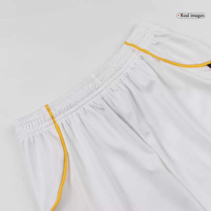 Kit da calcio per bambini Real Madrid Home (maglia+pantaloncini) 2025/26