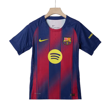 Versione Giocatore LAMINE YAMAL #10 Maglia da Calcio Barcellona Home 2025/26 - Edizione Trofeo Kopa - Vestibilità Slim