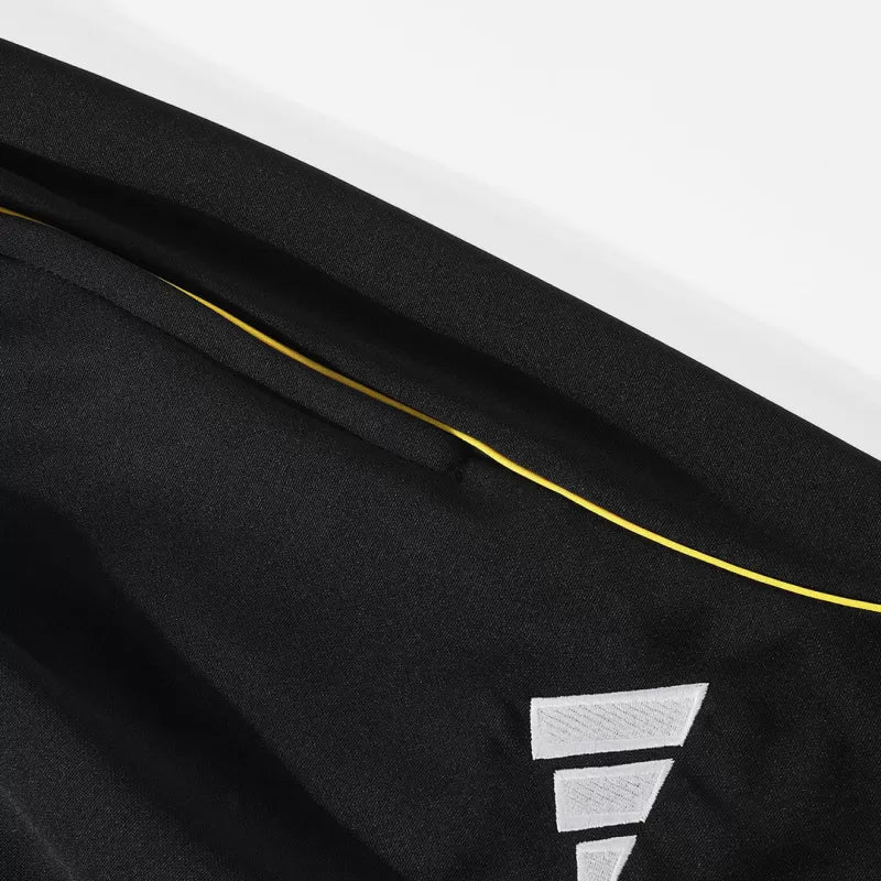 Tuta Real Madrid con zip 1/4 (giacca+pantaloni) 2025/26 - Nera
