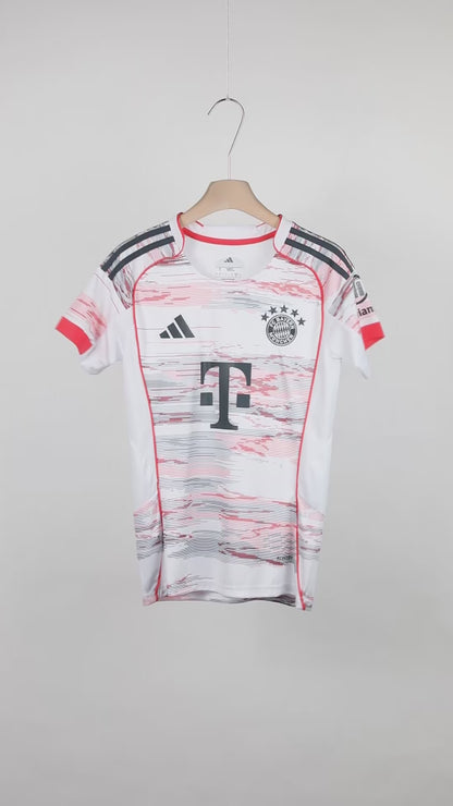 Women's Bayern Munich Away Soccer Jersey 2025/26