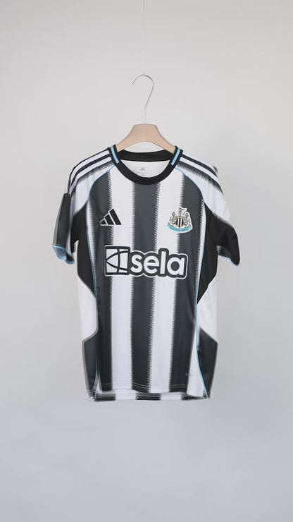 Newcastle United Home Soccer Jersey 2025/26